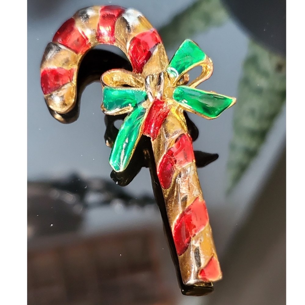 Vintage Candycane Brooch Christmas Winter Holiday Pin goldtone enamel